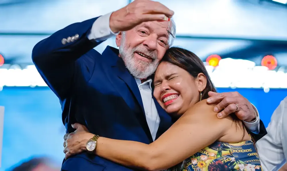 “Nós vamos derrotar as mentiras”, diz Lula em Macapá