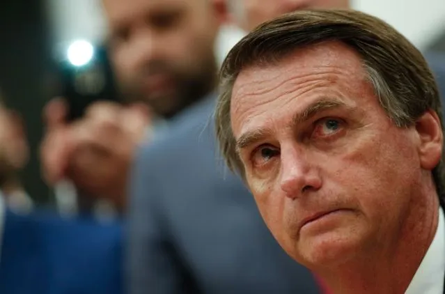 Governador do PL contraria Bolsonaro sobre disputa ao Senado em 2026