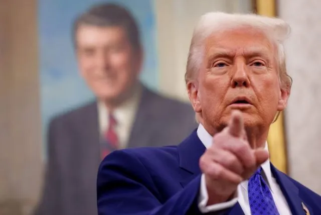 Drone da Marinha dos EUA se aproxima do Irã após ameaças de Trump