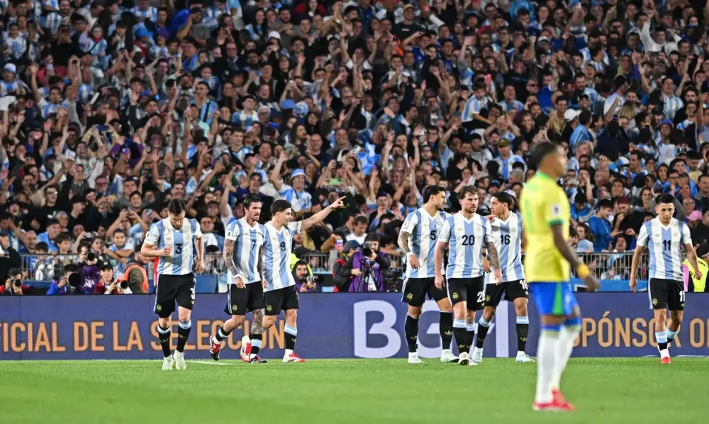 Em noite para esquecer, Brasil é goleado pela Argentina por 4 a 1