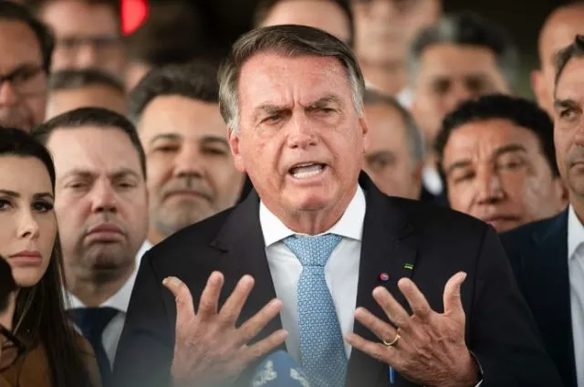 Bolsonaro rebate Lula e ataca a “narrativa de ‘gópi’: “Patifaria”