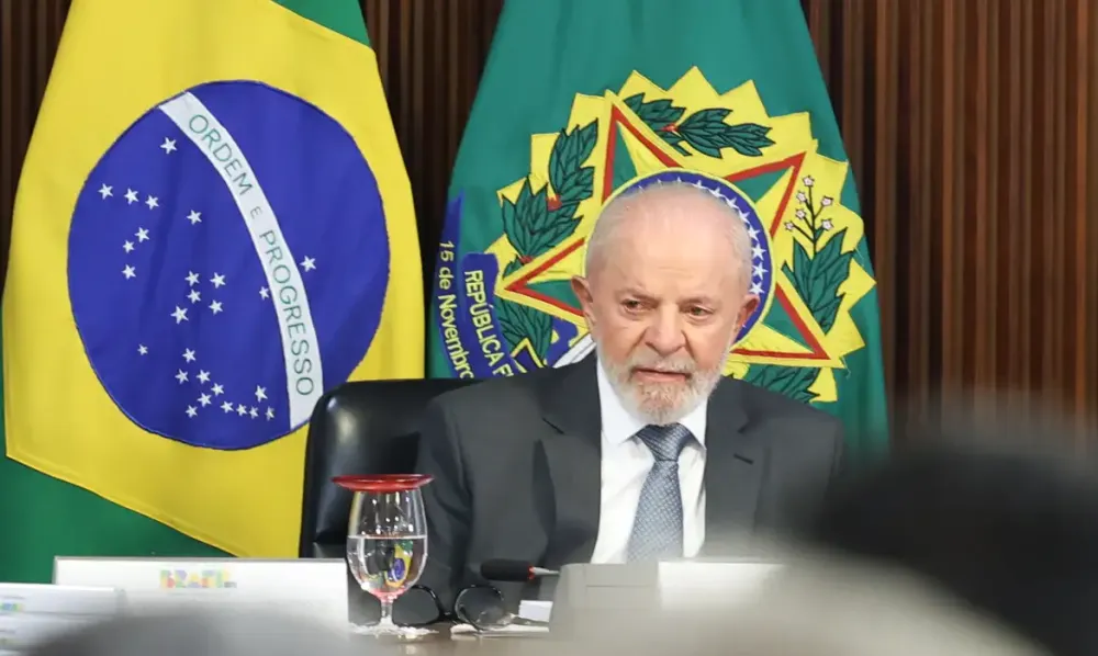 Ameaças “insistem em sobreviver”, diz Lula sobre golpe de 64