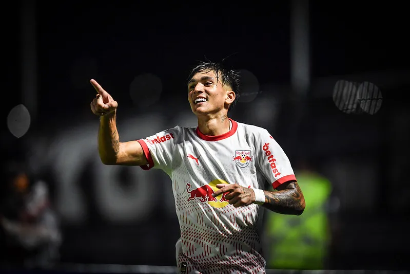 Red Bull Bragantino estreia com empate nos acréscimos com o Ceará