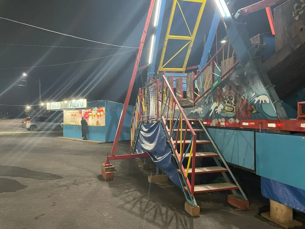 Segundo Final de Semana do Parque de Diversões Santa Rita Promete Novas Emoções em Lago de Toledo