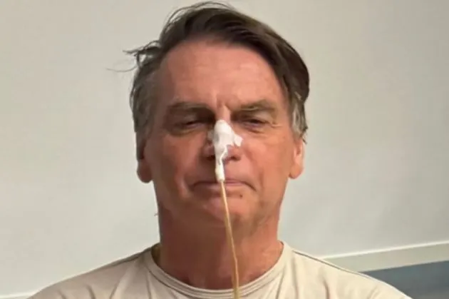 Boletim médico de Bolsonaro mostra mudanças. Veja