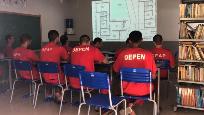 Número de detentos envolvidos em projetos de alfabetização cresce quase 90% em Minas Gerais 