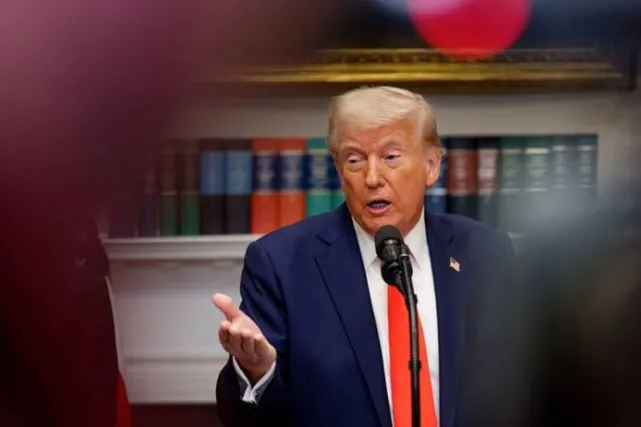 Trump promete reunião com China sobre tarifas “no momento certo”