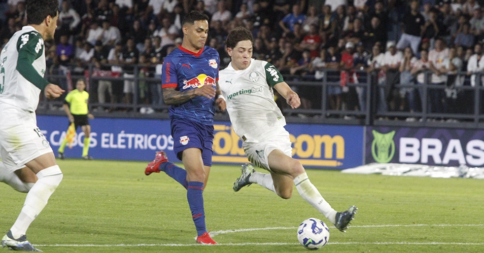 Red Bull Bragantino perde de virada para o Palmeiras