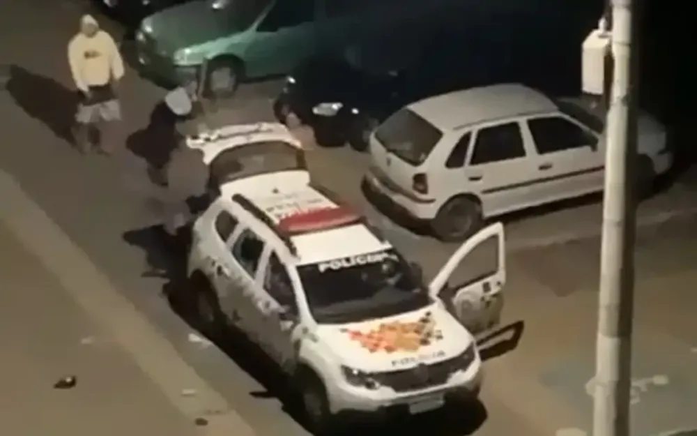 Homem com mandado de prisão é detido em Atibaia e policiais são agredidos durante a ocorrência