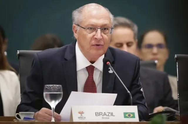 Após passar mal, Geraldo Alckmin tem agenda cancelada