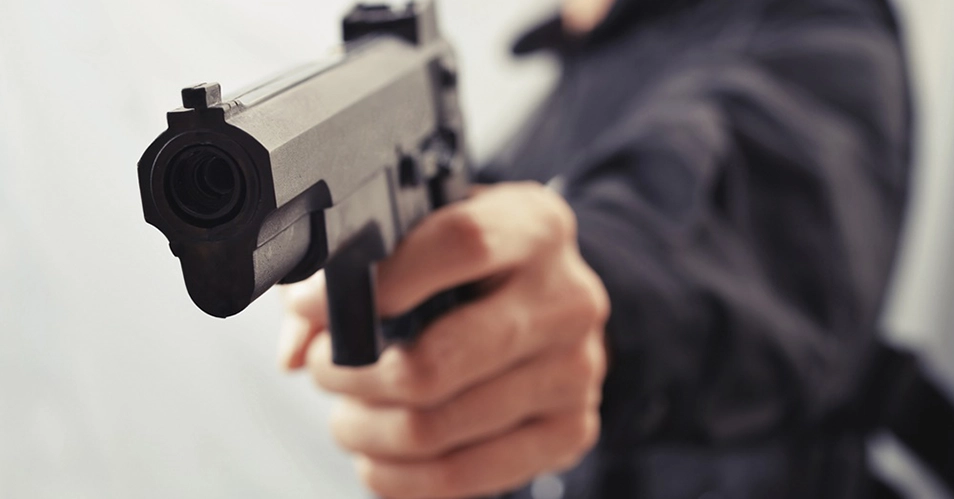Mulher é rendida por assaltantes em Bragança Paulista