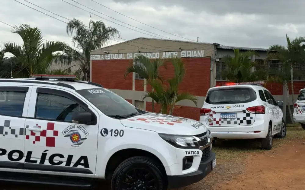 Aluno ameaça colegas com objetos cortantes em escola estadual de Bragança Paulista
