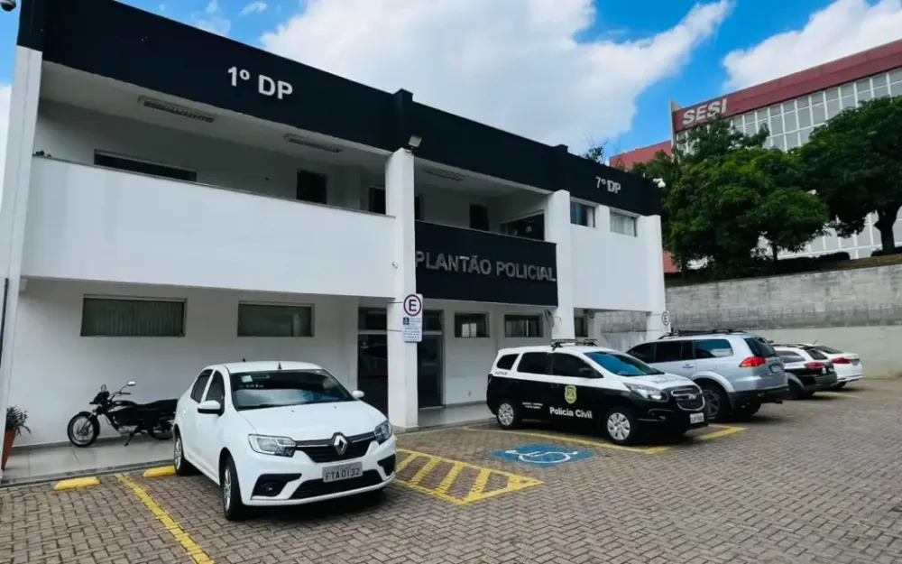 Homem é preso em flagrante por agressão à companheira e ao filho de 1 ano