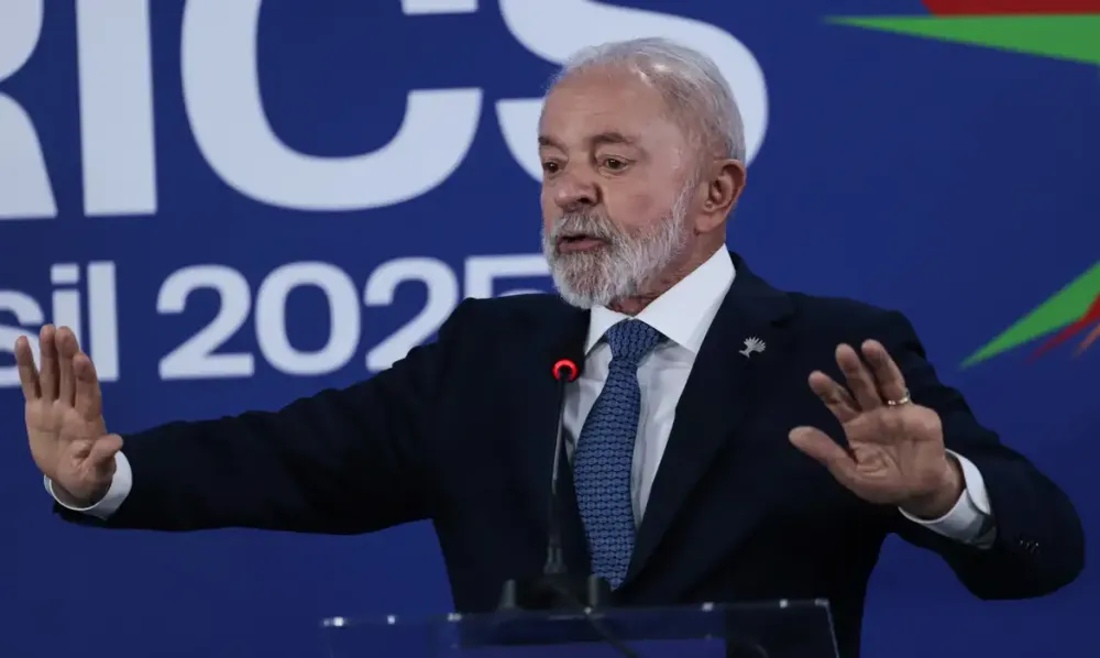 Lula diz que Brics seguirá discutindo alternativas ao dólar