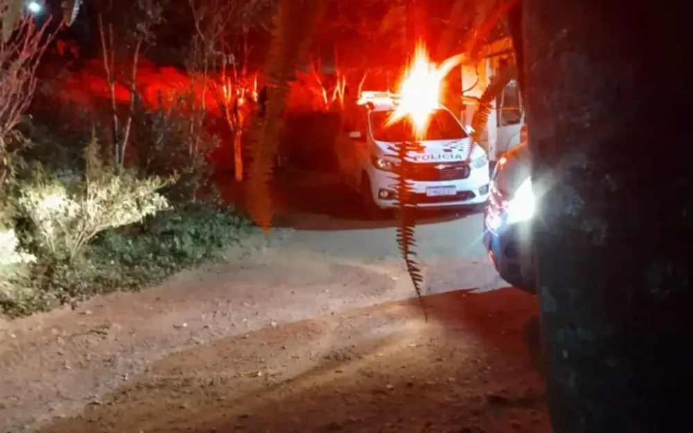 Caseiro é agredido e baleado por criminosos em chácara na zona rural de Bragança Paulista