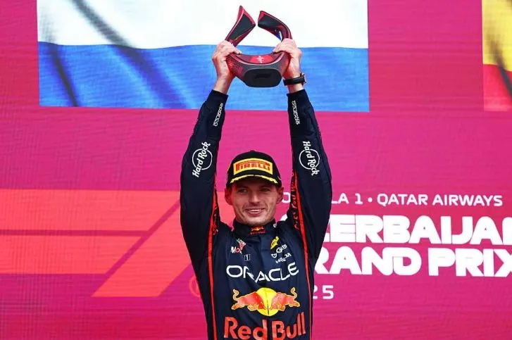 F1: Verstappen domina e vence no Azerbaijão; Bortoleto termina em 11º