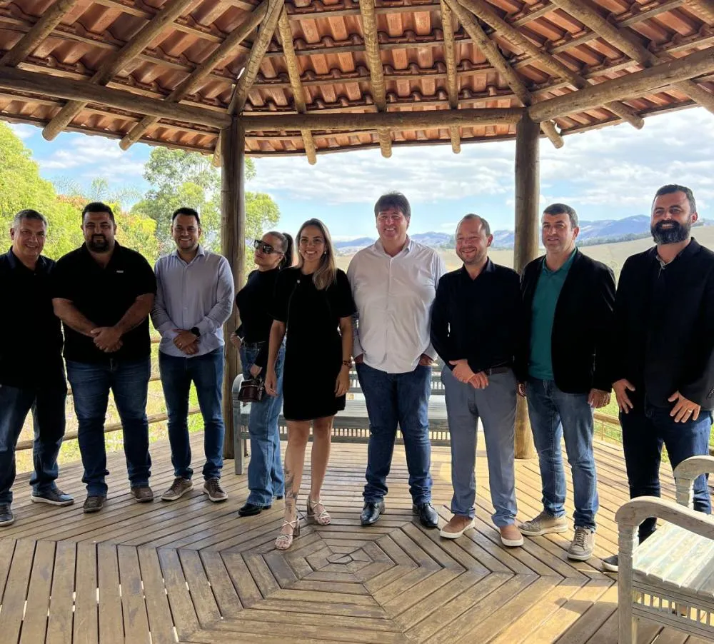 Prefeitos do CISMANT se reúnem em Cambuí para discutir avanços na saúde regional