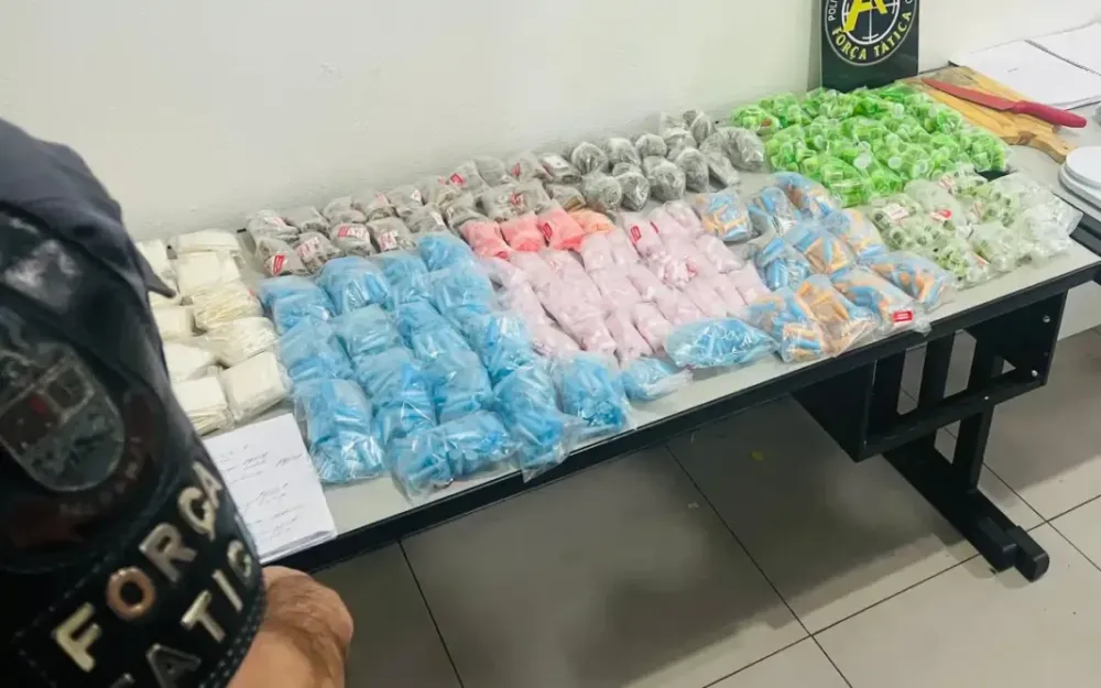 Drogas, contabilidade e detenções: operação da Força Tática em Bragança Paulista