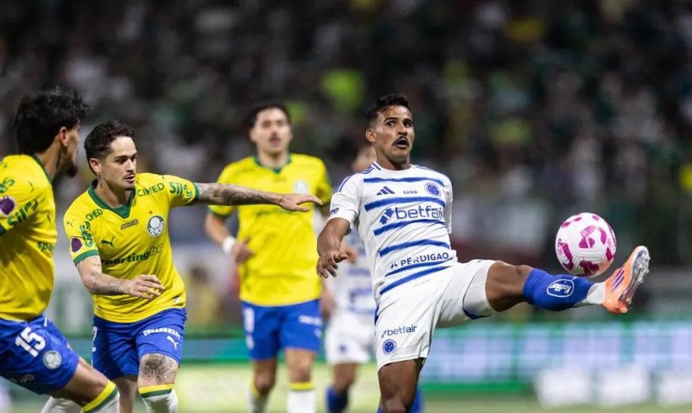 Líder Palmeiras empata e termina rodada um ponto à frente do Flamengo