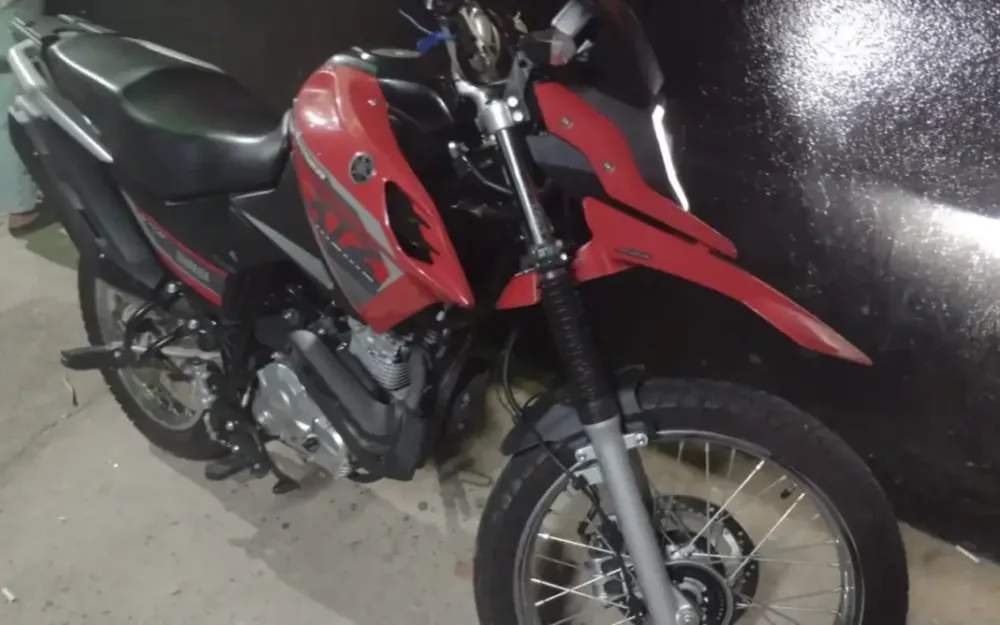 Moto comprada em baile funk termina em prisão pela PRF