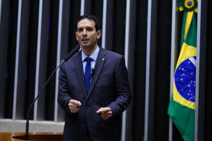 Comissão aprova projeto com regras de acessibilidade diferentes para micro e pequenas empresas