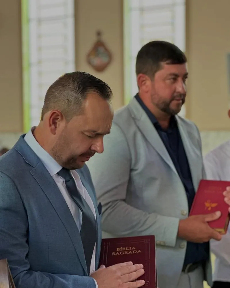 Zildinho e Geovane Tomam Posse na Prefeitura de Toledo-MG