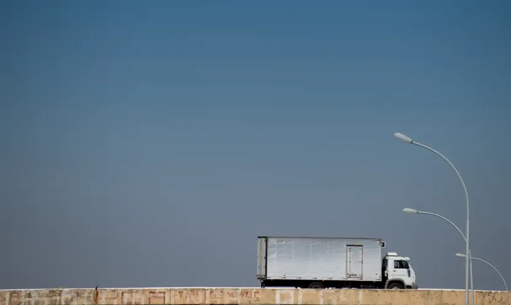 Principal ligação entre RJ e MG, BR-040 será relicitada em 30 de abril