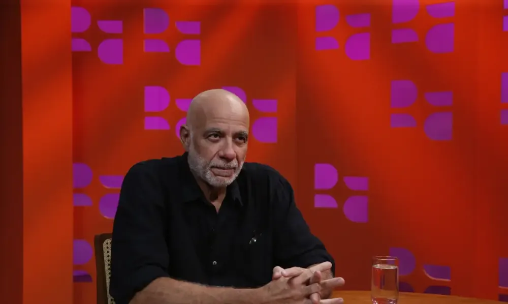 DR com Demori entrevista nesta terça autor do livro O Pobre de Direita