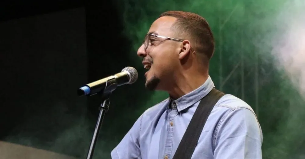 Fernando Panizza anima Feira Noturna desta quinta