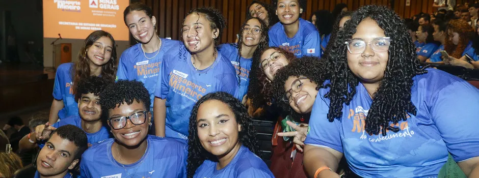 Passaporte Mineiro do Conhecimento anuncia países de destino para intercâmbio de 110 estudantes da rede pública mineira