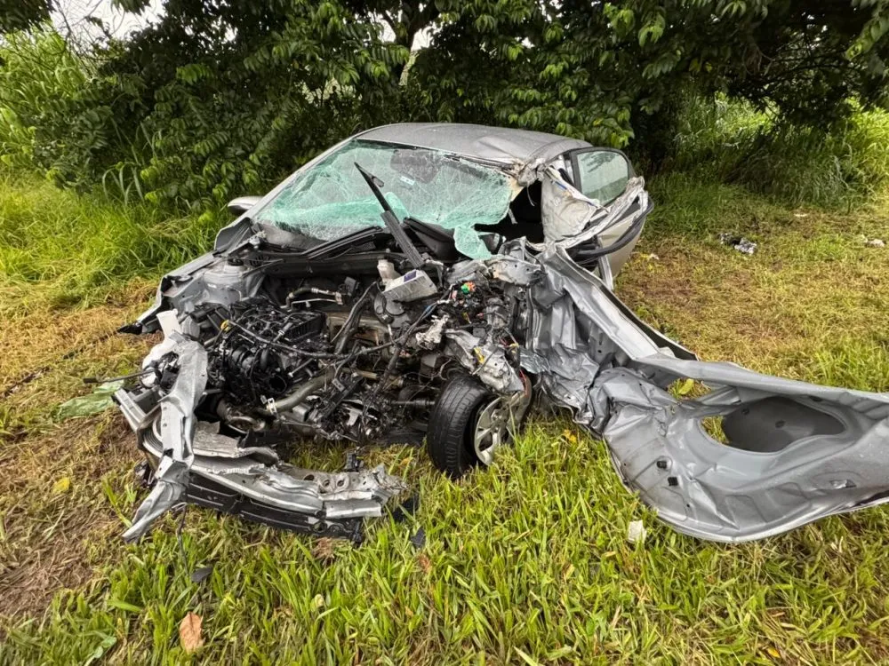 Grave acidente: carro colide com caminhão na Bragança/Itatiba