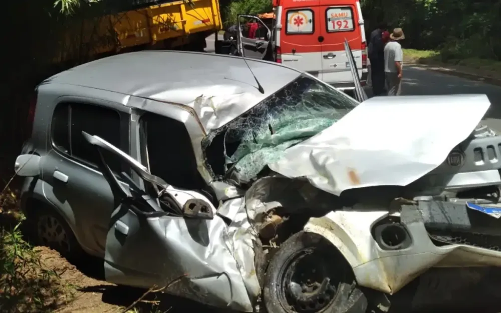 Acidente na rodovia Padre Aldo Bolini deixa jovem ferido